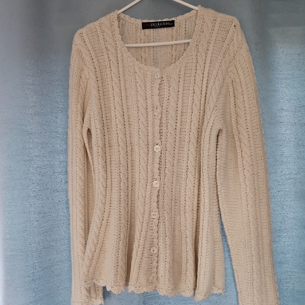 Peru Productions CANADA‎ Elegant Cream Cable Knit Cardigan